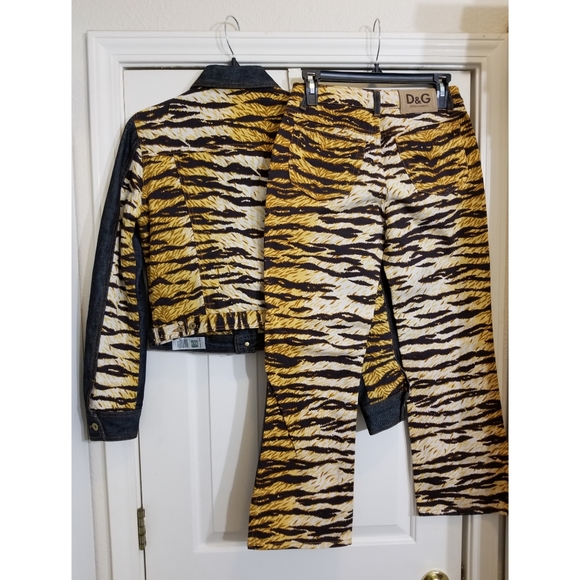 Dolce&Gabbana denim/cheetah jacket and pant set - Picture 6 of 8